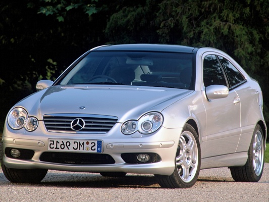 W 203 COUPE